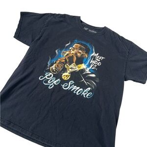 Pop Smoke' Graphic Tee in Black
